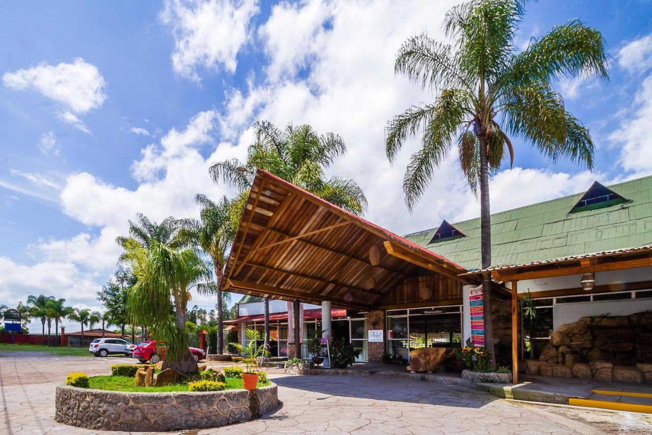 Hotel Hacienda Coyotes Zapotlanejo Exterior photo