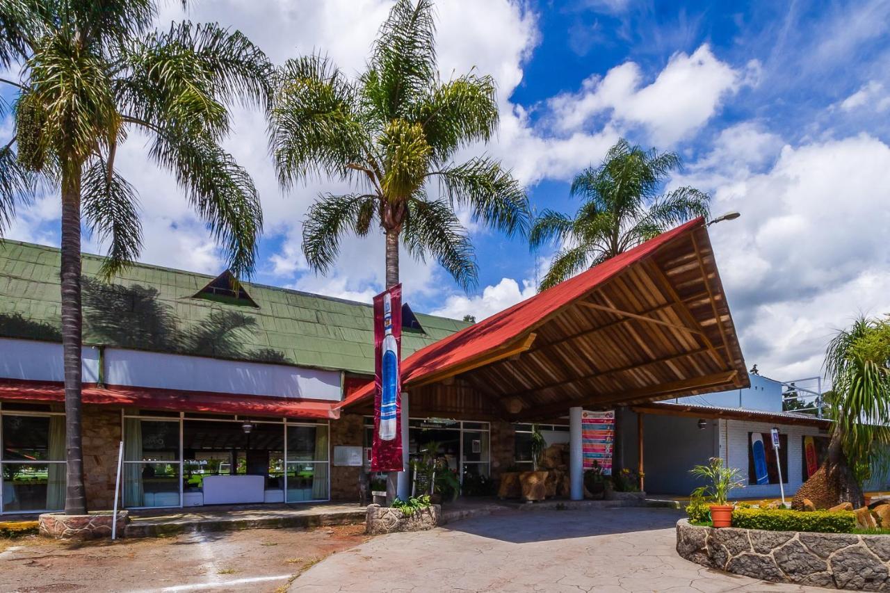 Hotel Hacienda Coyotes Zapotlanejo Exterior photo