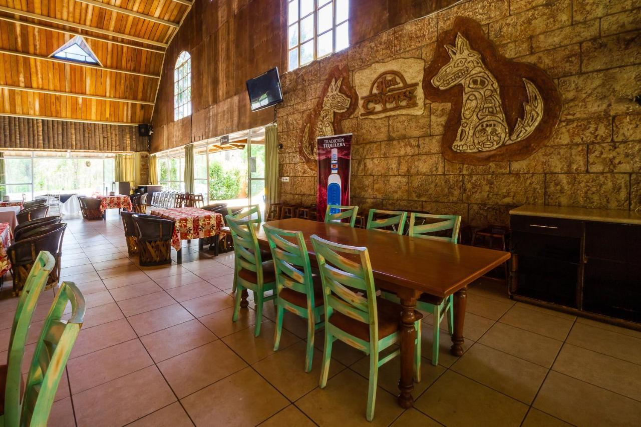 Hotel Hacienda Coyotes Zapotlanejo Exterior photo